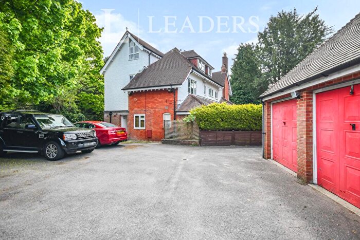 Studio To Rent In St. Winifreds Road, Bournemouth, BH2