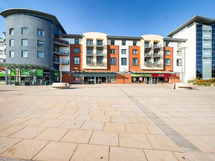 2 Bedroom Apartment To Rent In Lower Tanbridge Way, Horsham, RH12
