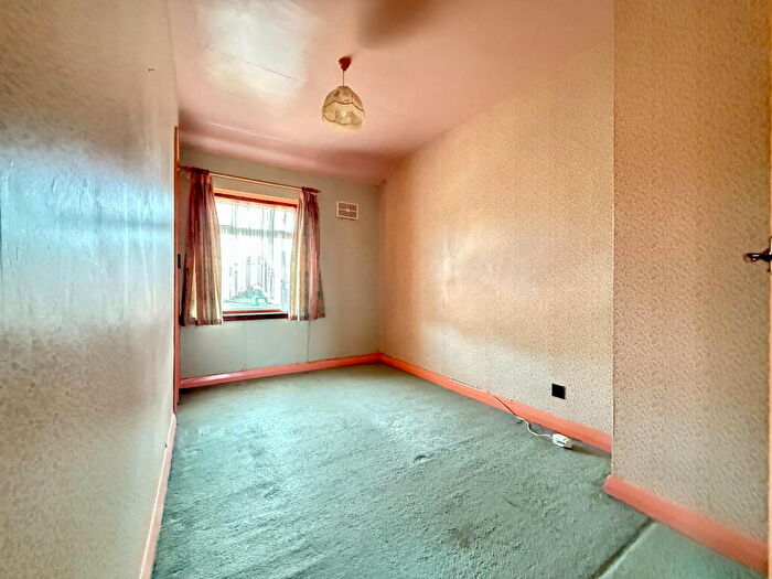 3 Bedroom End Of Terrace House For Sale In Longridge, Sittingbourne, ME10