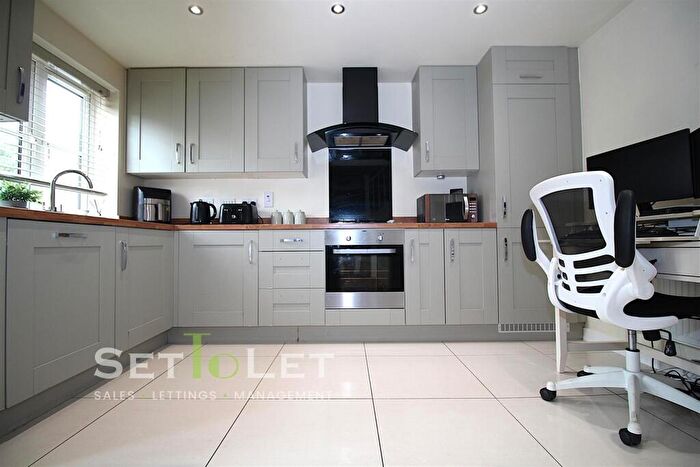 3 Bedroom Terraced House To Rent In Mount View Road, Scraptoft, Leicester, LE7