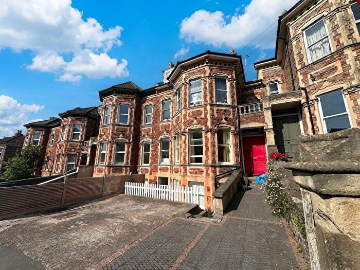 2 Bedroom Flat To Rent In Redland, Hampton Road, BS6