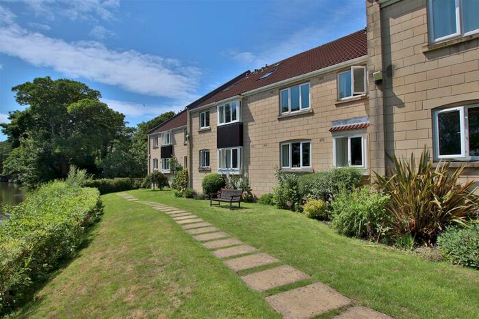 Flat To Rent In Bedford Court, Bath, BA1