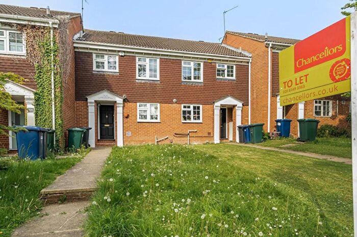 3 Bedroom Terraced House To Rent In Moss Hall Grove, London, N12