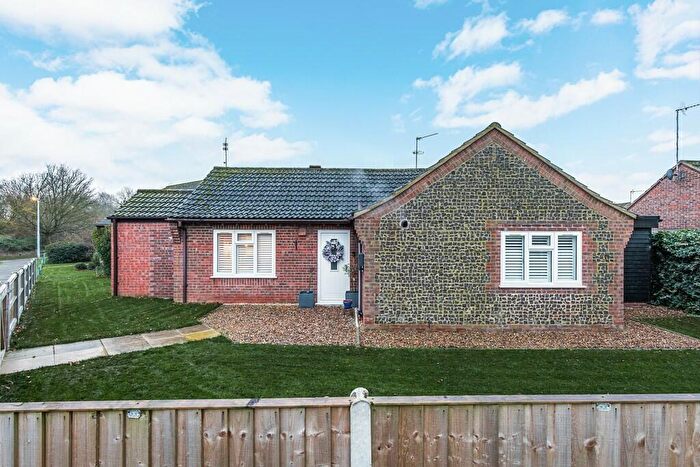 3 Bedroom Detached Bungalow For Sale In Heacham, PE31