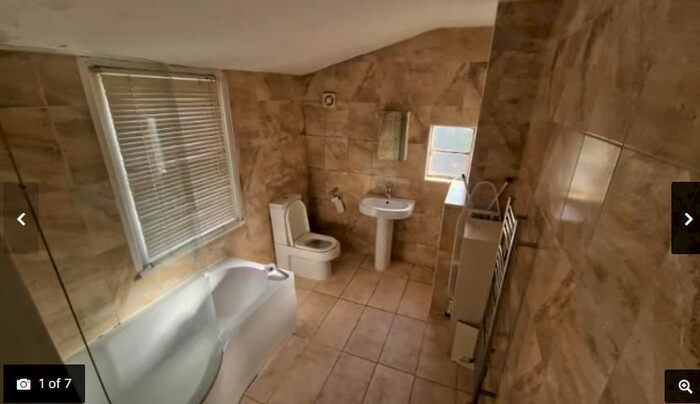 4 Bedroom Detached House To Rent In Eastcote Ln Harrow, London, HA2
