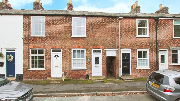 2 Bedroom Terraced House For Sale In Church Road, Beverley, East Riding Of Yorkshire, HU17