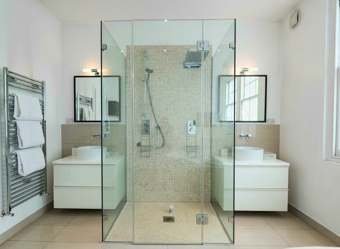 4 Bedroom Town House To Rent In Leathwaite Road, SW11