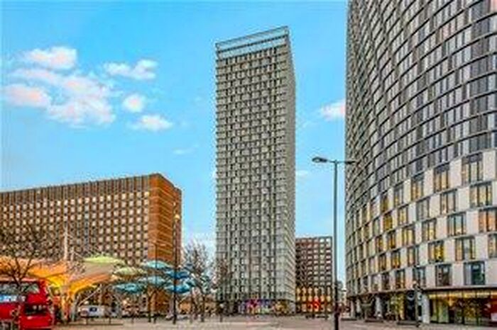 1 Bedroom Flat To Rent In Stratosphere Tower, Great Eastern Road, Stratford, London, E15