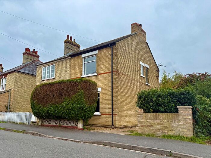 3 Bedroom Property To Rent In Saffron Road, Cambridge, CB24