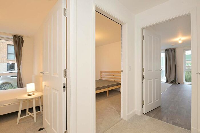 2 Bedroom Flat For Sale In Flat, Cunningham Square, Portobello, Edinburgh, EH15