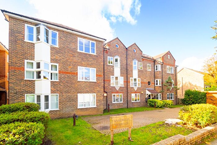 1 Bedroom Flat To Rent In Overton Road, Sutton, Surrey, SM2