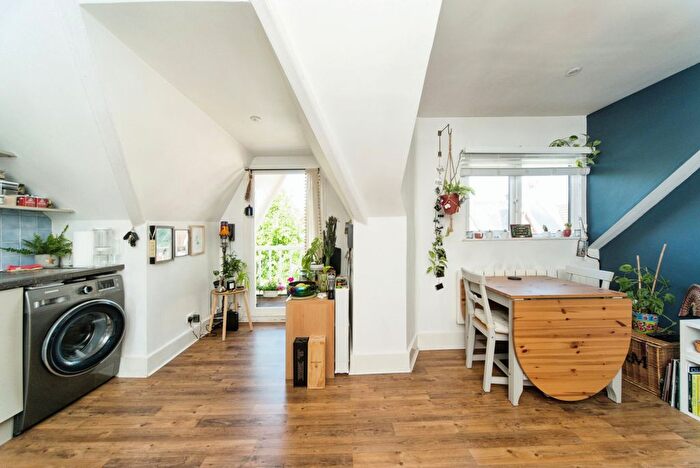 1 Bedroom Flat For Sale In Lancaster Road, Brighton, BN1