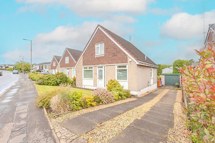 3 Bedroom Detached Villa For Sale In Boghead Road, Lenzie, G66