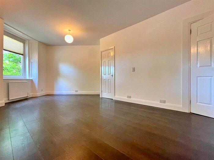 Studio For Sale In Croftbank Crescent, Bothwell, Glasgow, G71