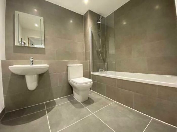 2 Bedroom Flat To Rent In Broadway, Peterborough, PE1
