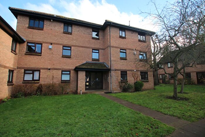 1 Bedroom Flat To Rent In Vicarage Way, Colnbrook, Slough, SL3