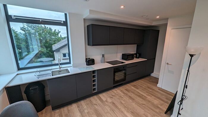 1 Bedroom Flat To Rent In Seymour Grove, Old Trafford, Manchester, M16