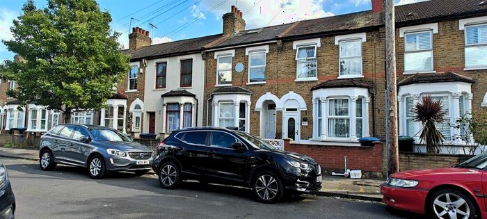 3 Bedroom Terraced House To Rent In Cheddington Road, Edmonton, N18