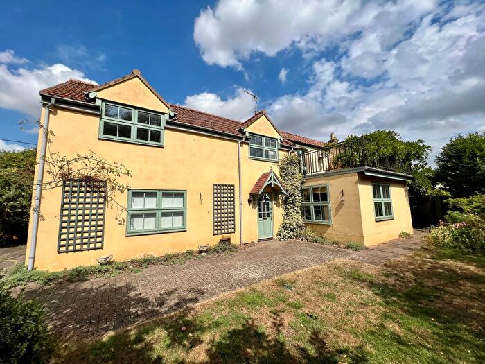 5 Bedroom House To Rent In Kenny Hill, Bury St. Edmunds, IP28