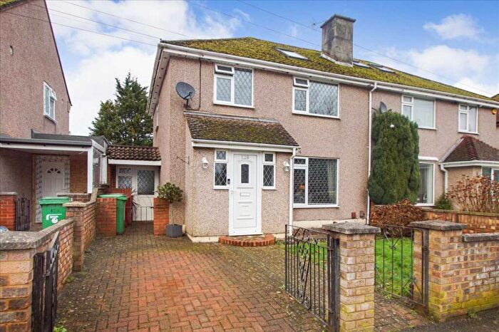 4 Bedroom Semi-Detached House For Sale In Mercian Way, Cippenham, SL1