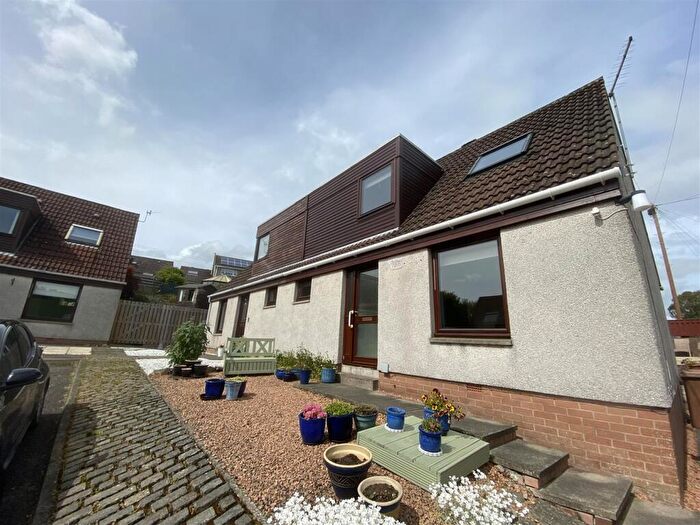 3 Bedroom Semi-Detached House For Sale In Drummond Court, Cupar, KY15