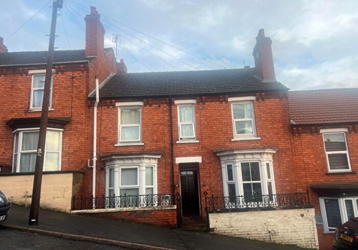 4 Bedroom Terraced House For Sale In Laceby Street, Lincoln, Lincolnshire, LN2