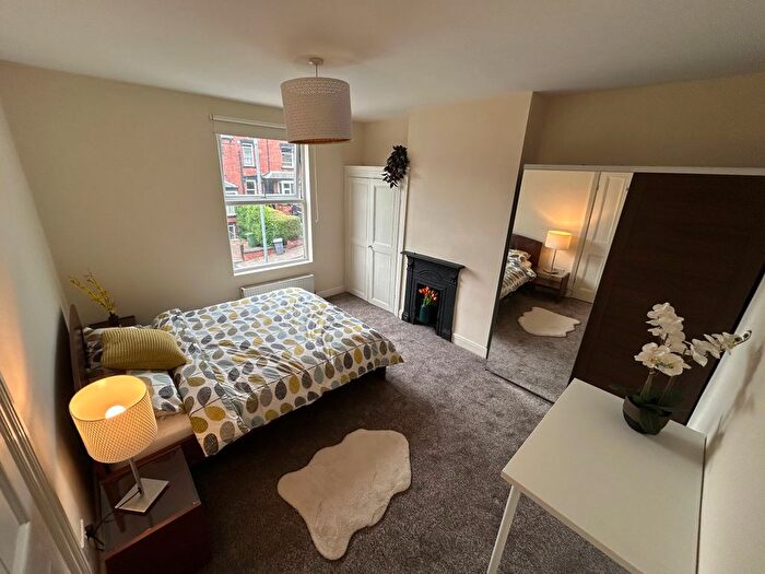 3 Bedroom Terraced House To Rent In St Anns Mount, Burley, Leeds, West Yorkshire, LS4