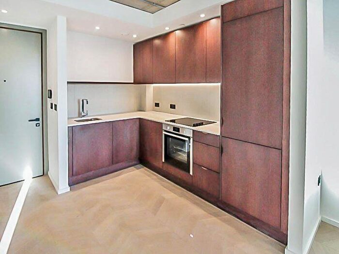 1 Bedroom Apartment To Rent In St Georges Gardens, Manchester, M15