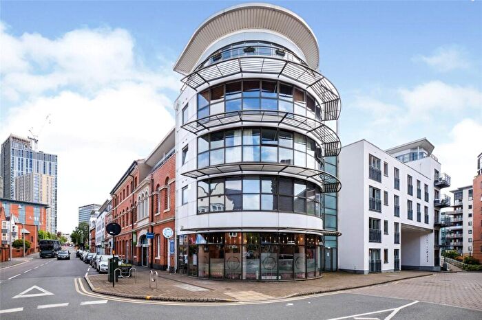 2 Bedroom Flat To Rent In Liberty Place, Sheepcote Street, Birmingham, West Midlands, B16