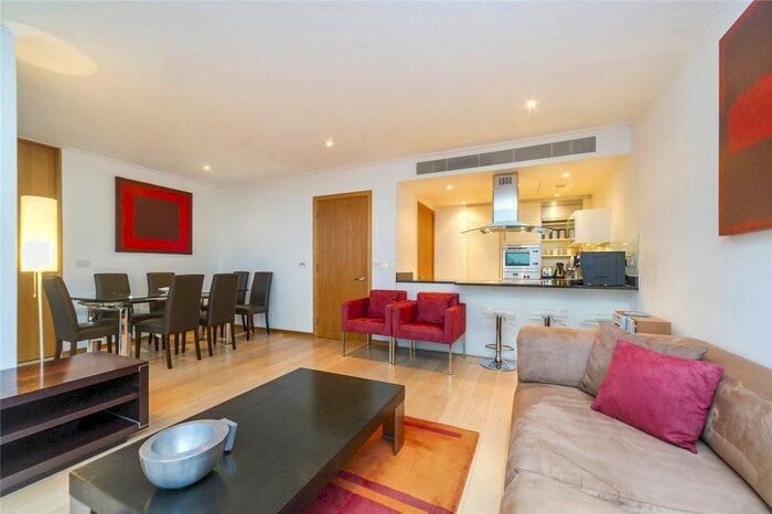2 Bedroom Flat To Rent In West India Quay, Hertesmere Road, E14