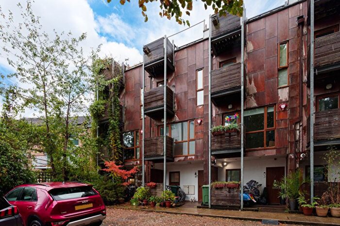 3 Bedroom Terraced House For Sale In London Road, Patcham, BN1