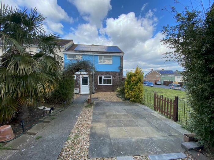 3 Bedroom House To Rent In Mountsfield, Frome, Somerset, BA11