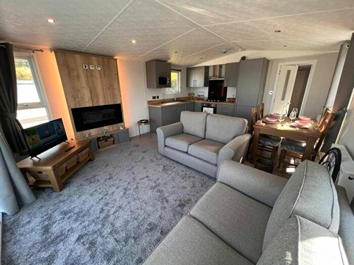 2 Bedroom Lodge For Sale In Lendalfoot, Girvan, KA26