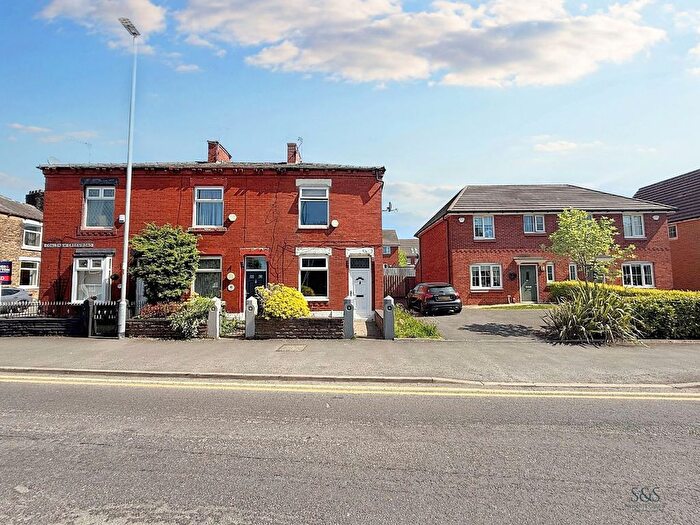 2 Bedroom Semi-Detached House To Rent In Coalshaw Green Road, Chadderton, Oldham, OL9