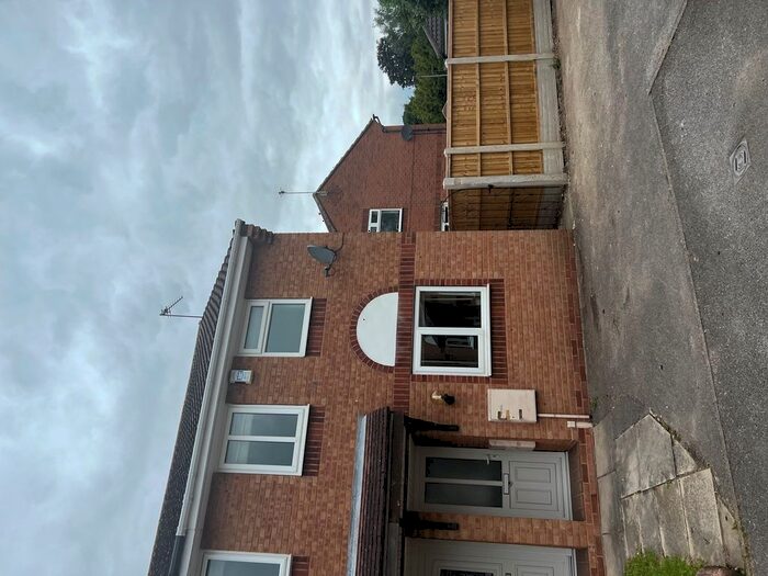 2 Bedroom Semi-Detached House To Rent In Welham Grove, Retford, DN22