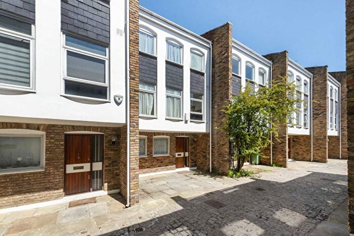 3 Bedroom Property To Rent In Old Brewery Mews, London, NW3