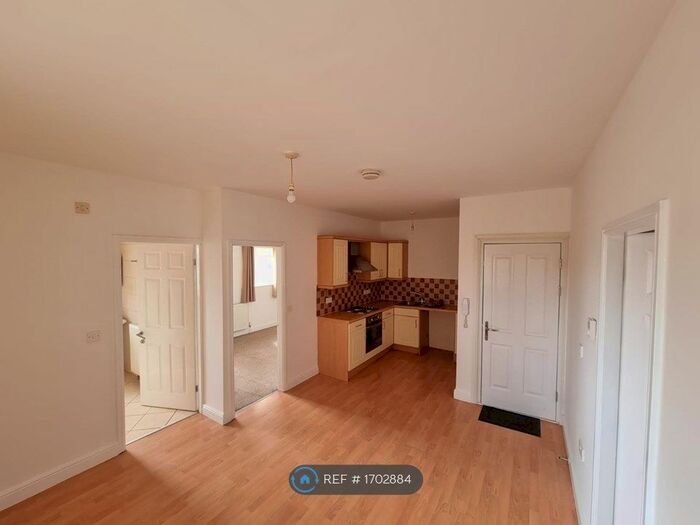 2 Bedroom Flat To Rent In Burman Road, Wath-Upon-Dearne, Rotherham, S63