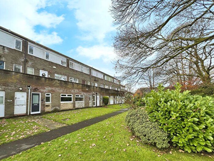 3 Bedroom Flat For Sale In Pendle Court, Bolton, Lancashire, BL1