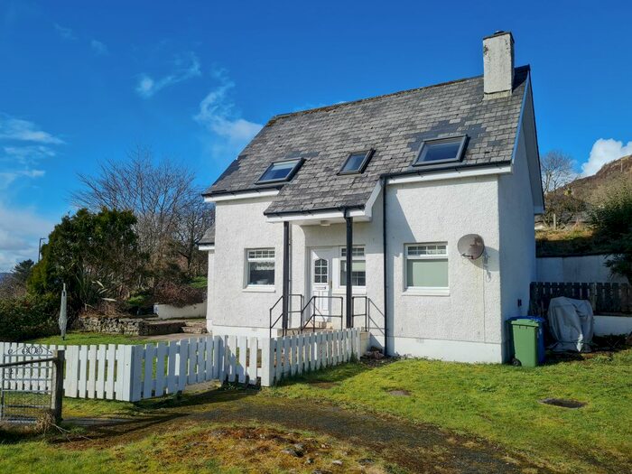 3 Bedroom Detached House For Sale In Rha Bank, Uig, IV51