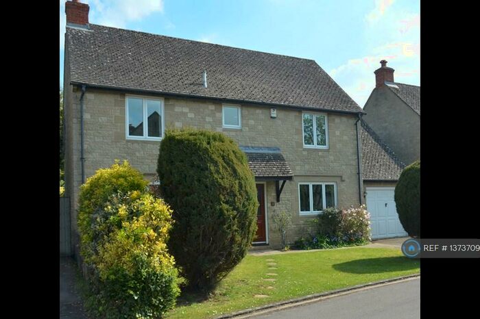 4 Bedroom Detached House To Rent In Hurst Lane, Freeland, Witney, OX29