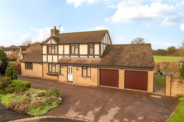 4 Bedroom Detached House For Sale In Linden Close, Prestbury, Cheltenham, GL52