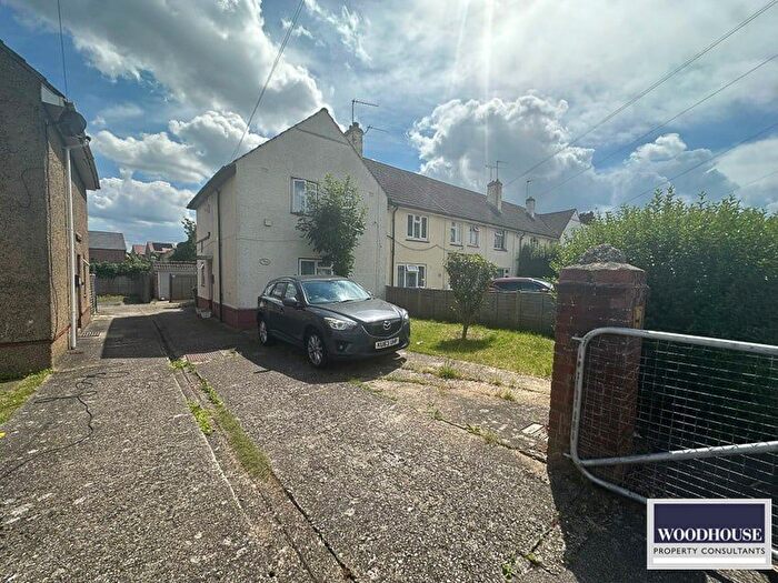 3 Bedroom Terraced House To Rent In Eastern Avenue, Waltham Cross, EN8