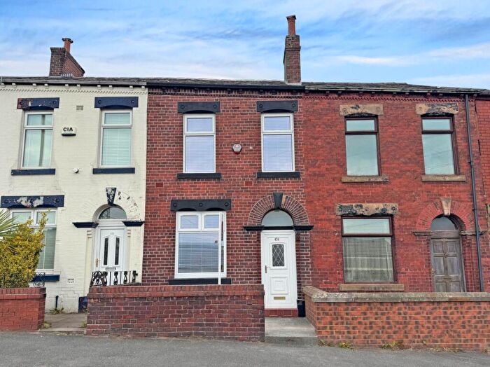 2 Bedroom Terraced House To Rent In Rochdale Road, Royton, OL2