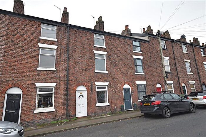 4 Bedroom Terraced House For Sale In Bond Street, Macclesfield, SK11