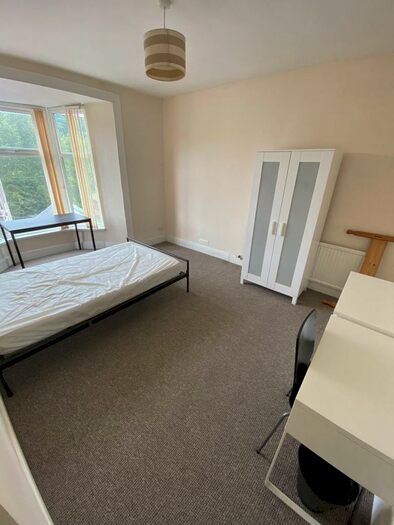 4 Bedroom Terraced House To Rent In Wood Road, CF37