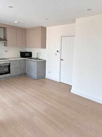 1 Bedroom Flat To Rent In Thornhill Road, Croydon, CR0
