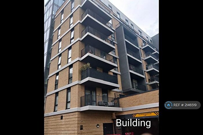 2 Bedroom Flat To Rent In Atkins House, Ilford, IG1