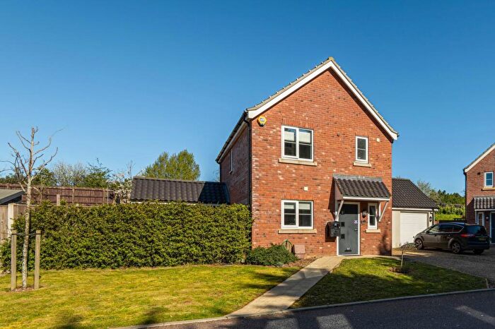 3 Bedroom Detached House For Sale In Treasure Grove, Necton, PE37