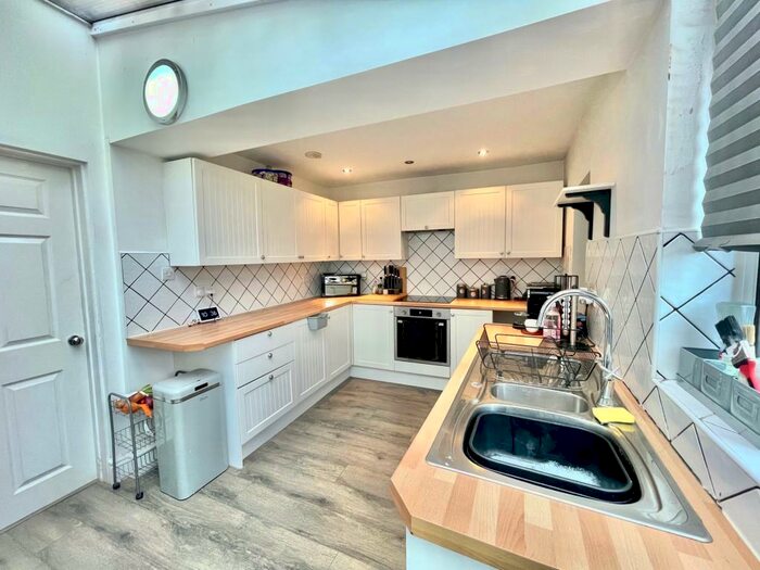 3 Bedroom House To Rent In Richard Street, Barry, CF62