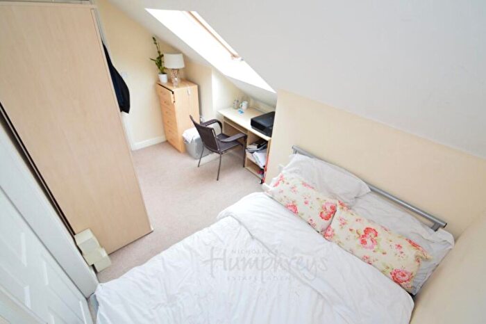 5 Bedroom House To Rent In Mayorswell Field, Durham, DH1